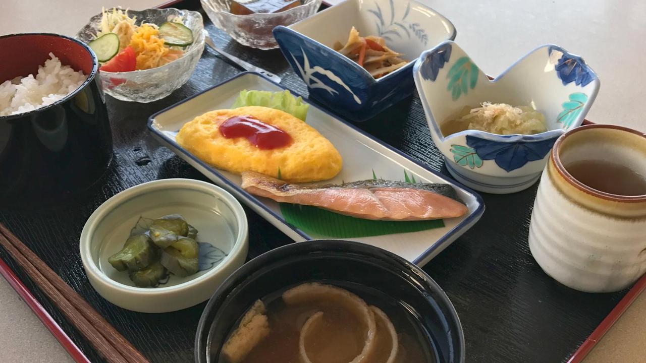 ホテル 筒賀温泉 グリーンスパつつが Akiota エクステリア 写真